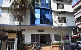 Hotel Indira